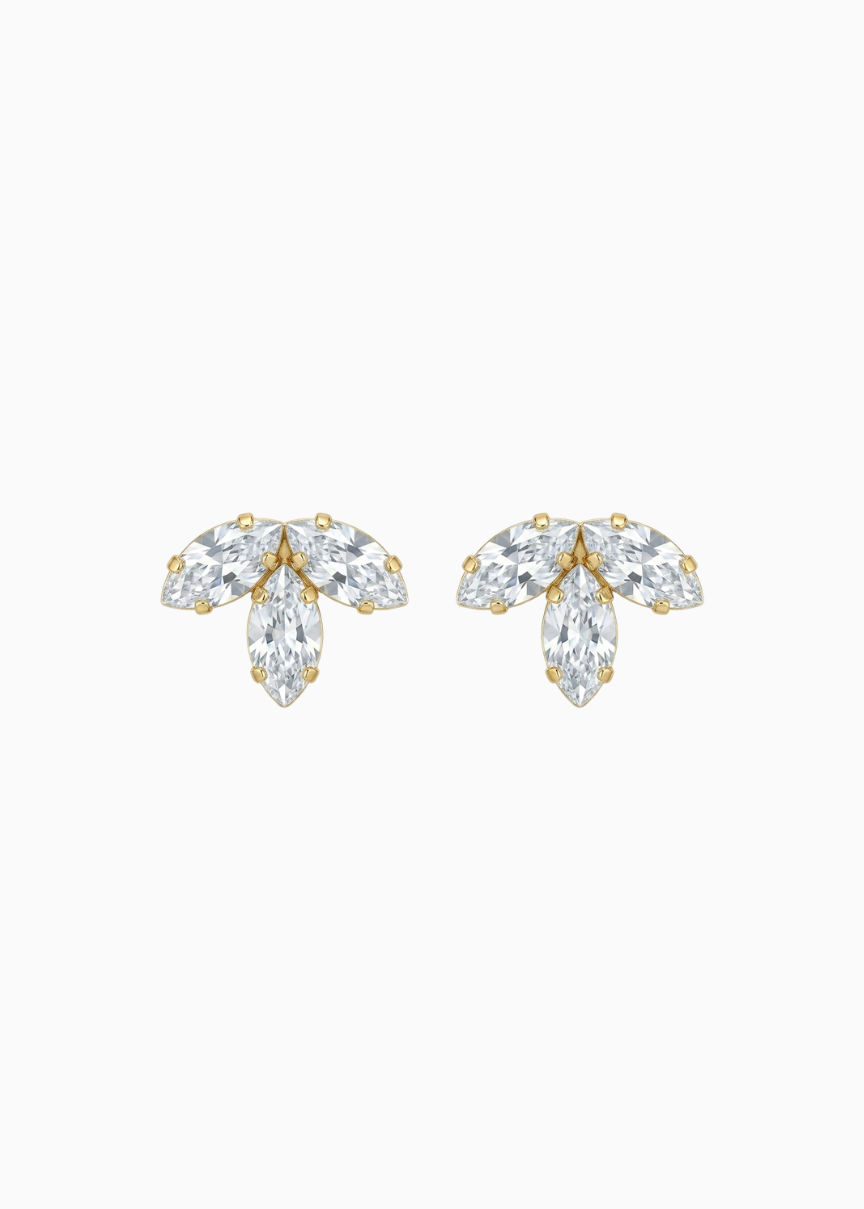 bridal earrings
wedding jewelry
teardrop earrings
wedding accessories
fine jewelry
elegant bridal style
bride jewelry
wedding sparkle
bridal accessories
timeless wedding style
wedding day jewelry
jewelry for brides
classic wedding look
bridal elegance
luxury wedding jewelry
wedding inspiration
wedding fashion
statement earrings for brides
wedding day details
jewelry for weddings