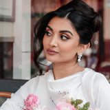 Floral wedding earrings with pearls wedding day jewelry for the bride in silver plating paris wedding 