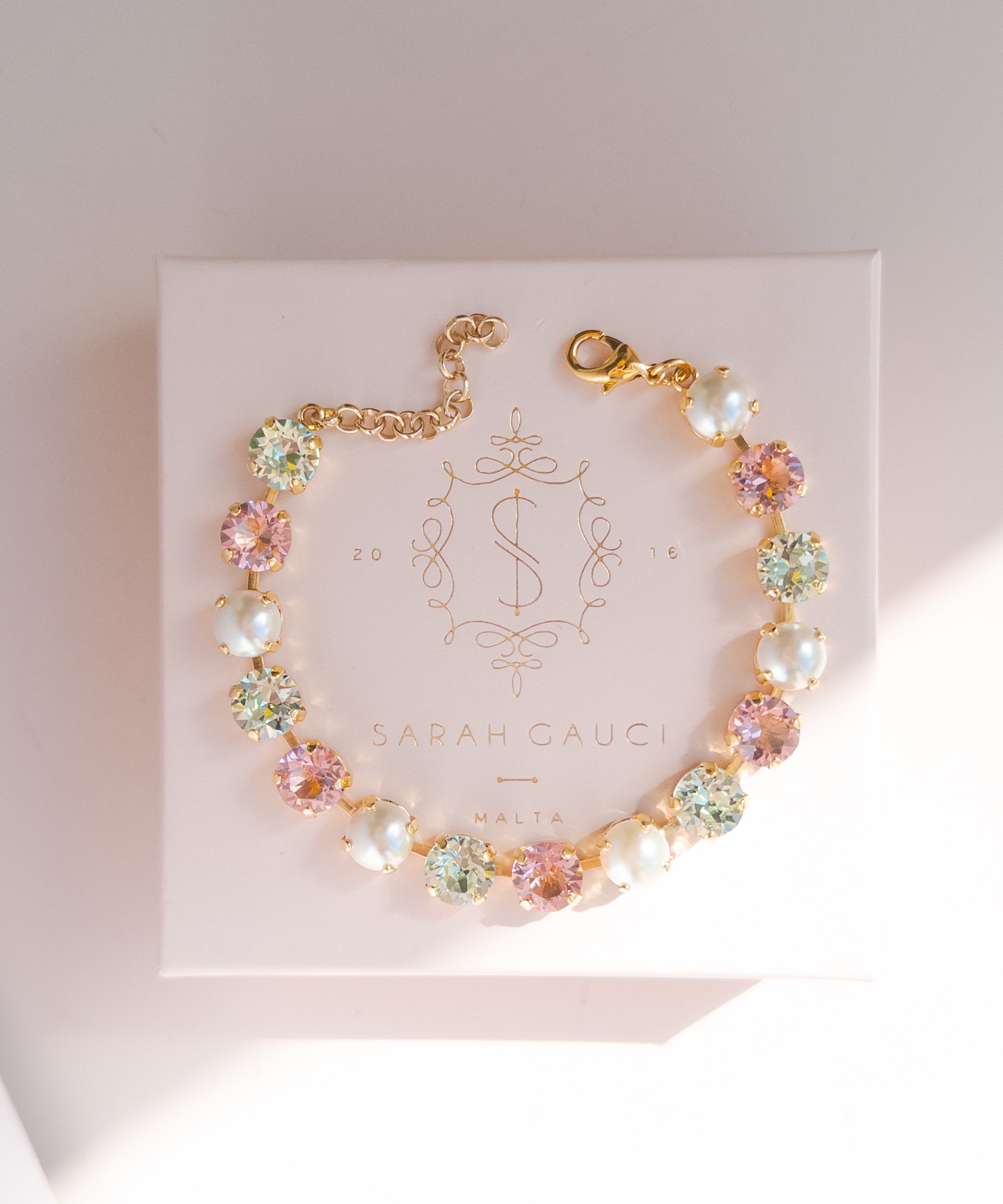 pastel crystal bracelet, pearl bracelet, bridal bracelet, pink and mint jewellery, gold crystal bracelet, wedding jewellery, dainty bracelet, feminine jewellery, handmade bracelet, spring jewellery