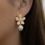 Floral wedding earrings with pearls wedding day jewelry for the bride in gold plating floral earrings malta wedding
