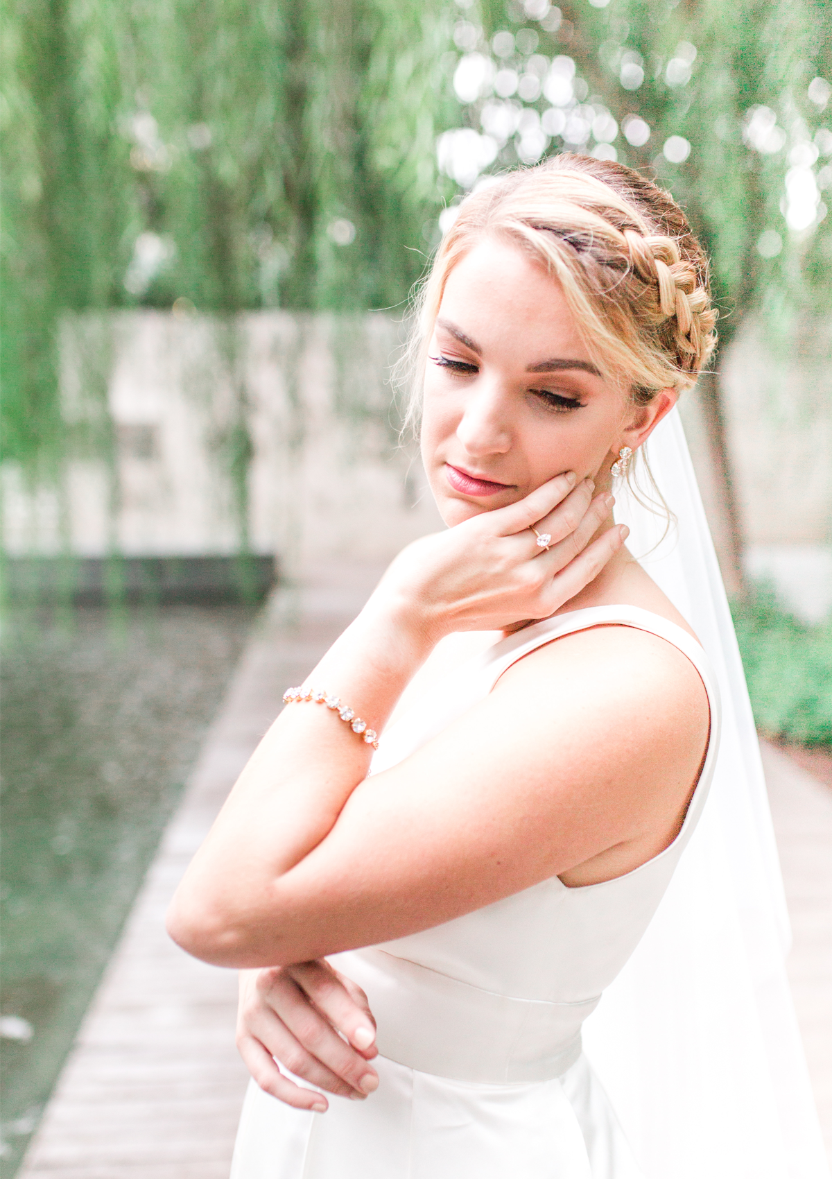  Sparkling Stars Bracelet, jewelry designed and made by Sarah Gauci in Malta. 8mm Crystals. 16K gold plated, Rose Gold or silver plated.