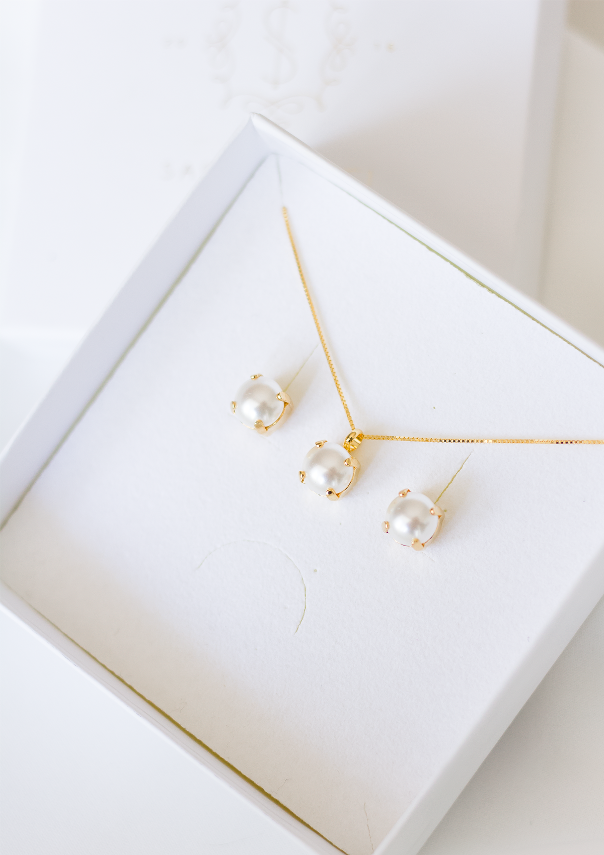 Bridesmaid Pearl Gold Jewelry Set 